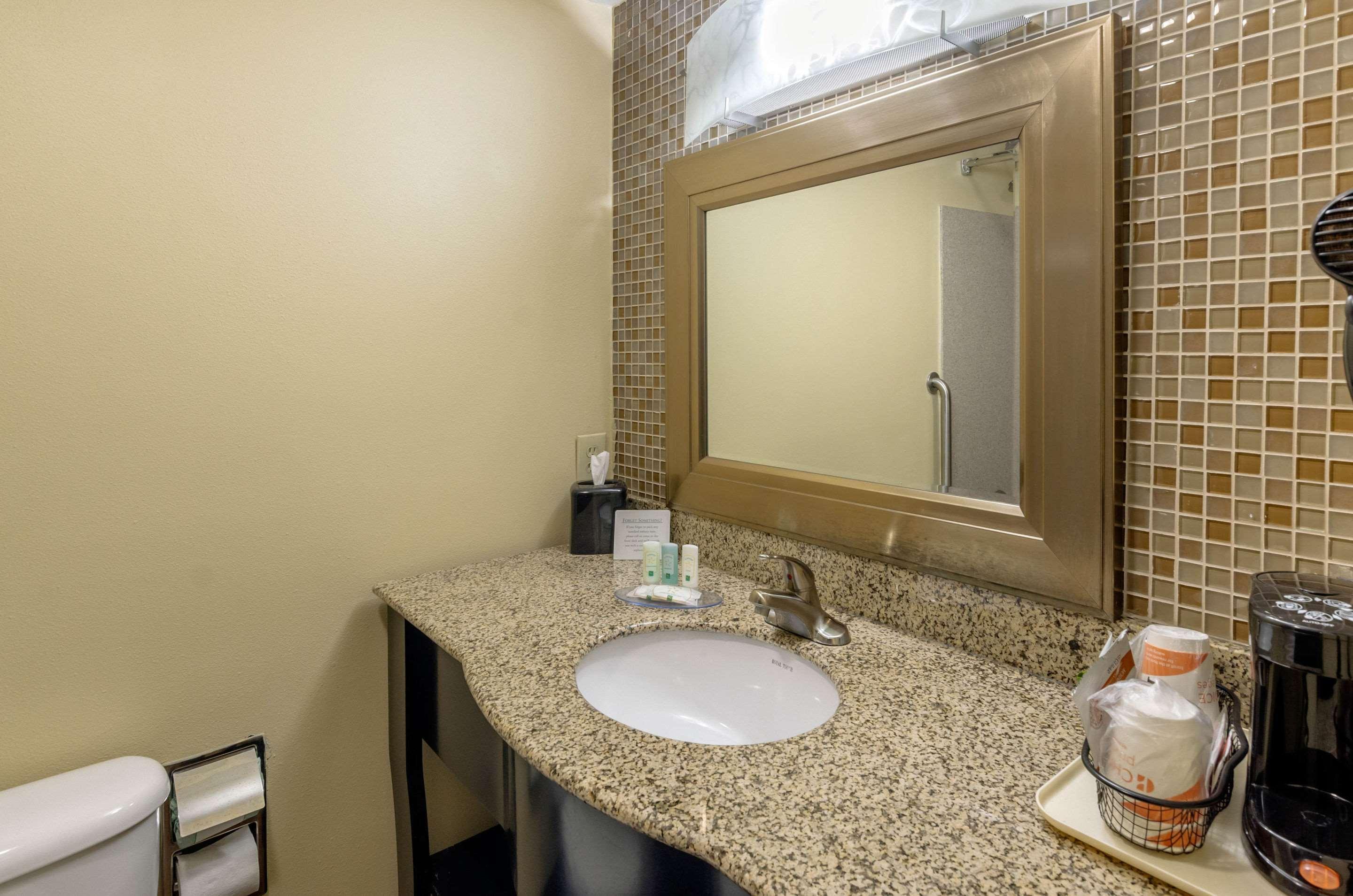 Quality Inn Covington Экстерьер фото