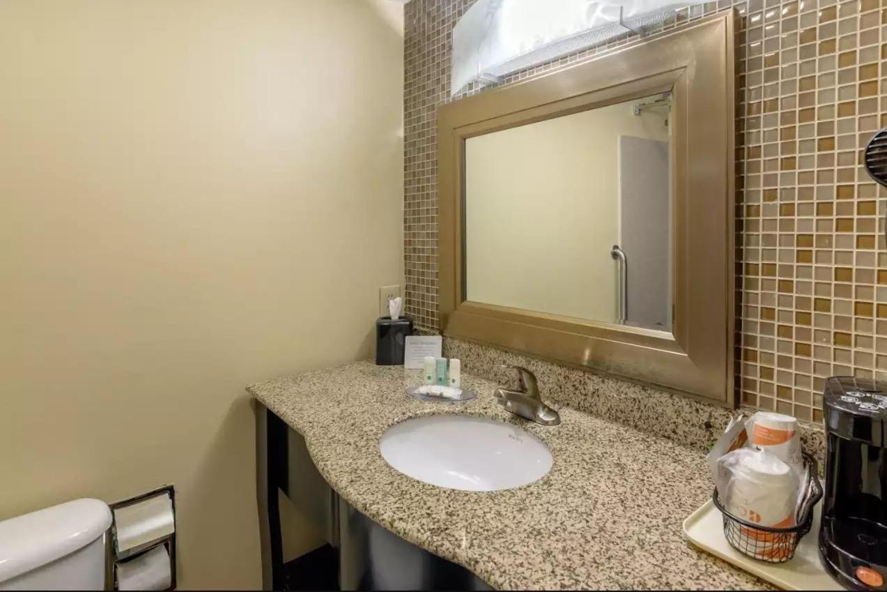 Quality Inn Covington Экстерьер фото
